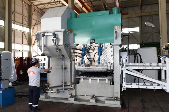We produced the first 1000 tons of cold shears in Turkey.